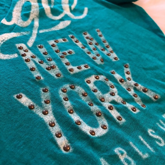 Green American Eagle V Neck T Shirt - Picture 2 of 3